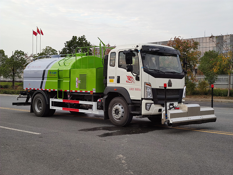 重汽豪沃CLW5180GQXZ6清洗車(chē)國(guó)六