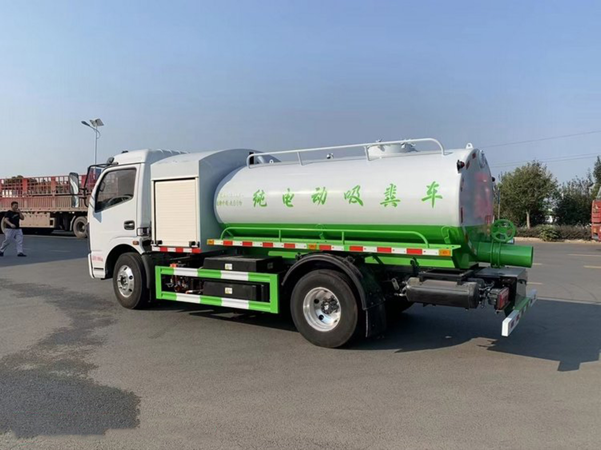 東風(fēng)5方CL5090GXEBEV純電動吸糞車