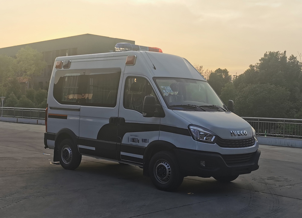 依維柯歐勝囚車